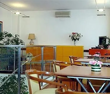 Boston Hotel 3*