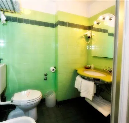 Hotell Boston Livorno