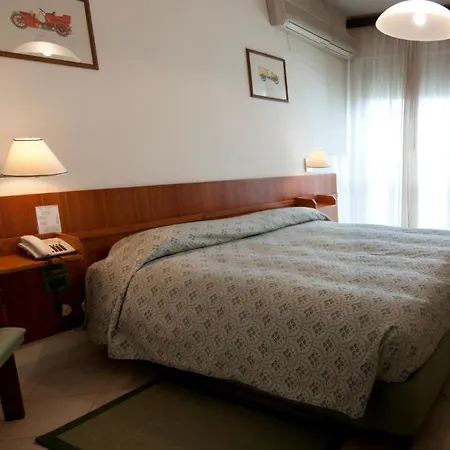 Boston 3* Livorno